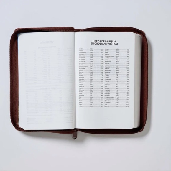 Biblia Tierra Santa with Closure / Leather - Picture 12 of 13